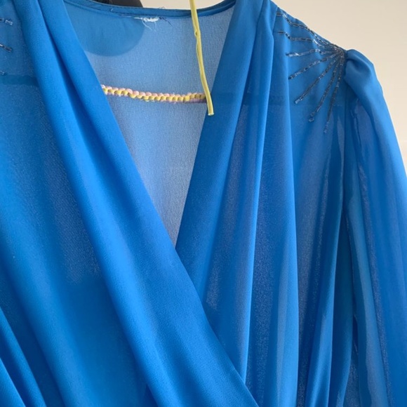 Lovely Vintage Style Classic Dress - Picture 5 of 5